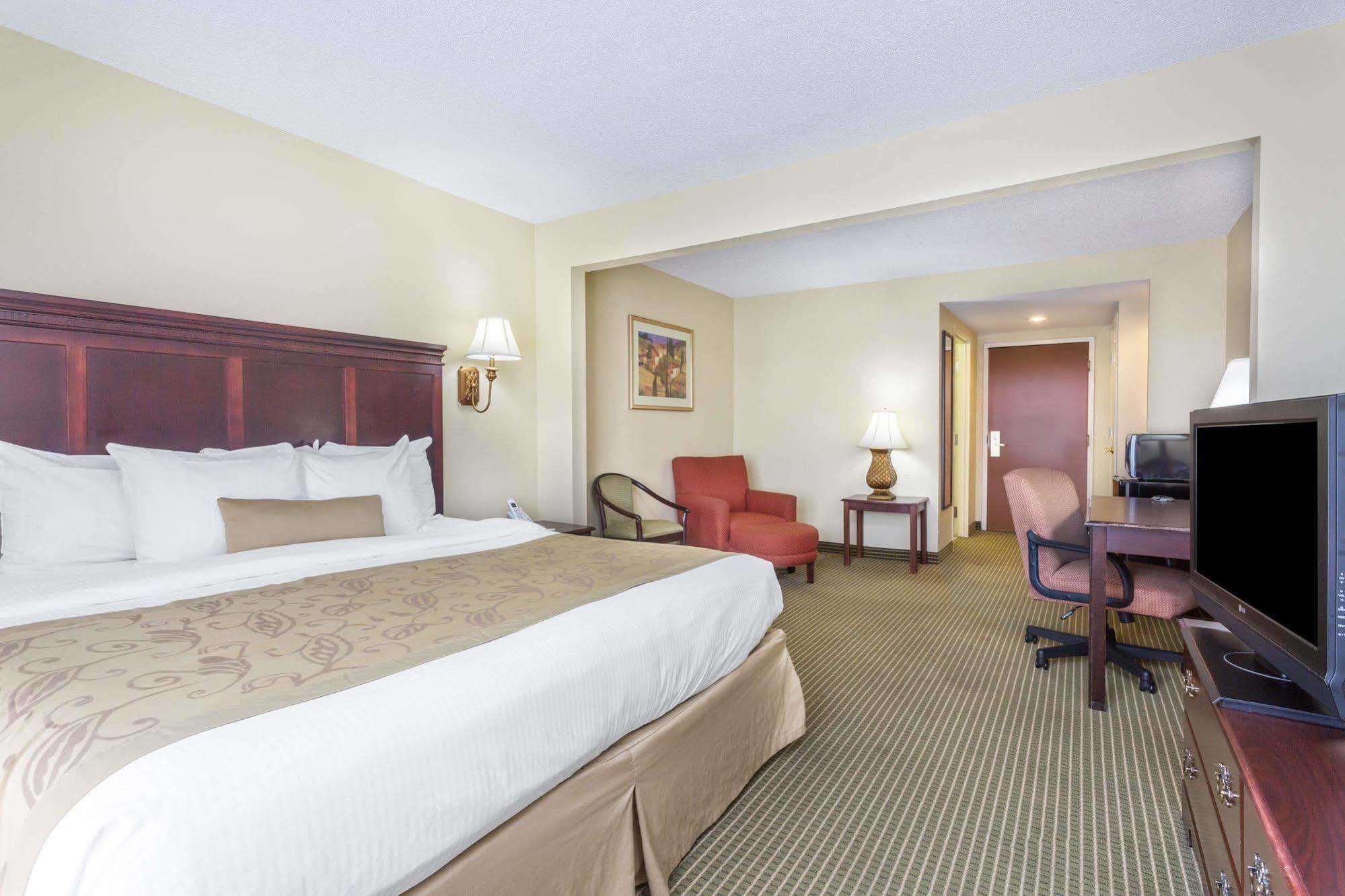 La Quinta Inn & Suites By Wyndham-Albany Ga Экстерьер фото